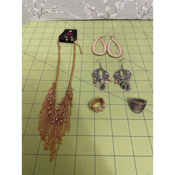 Paparazzi Jewelry Lot Necklace Earrings Rings - Picture 1 of 12